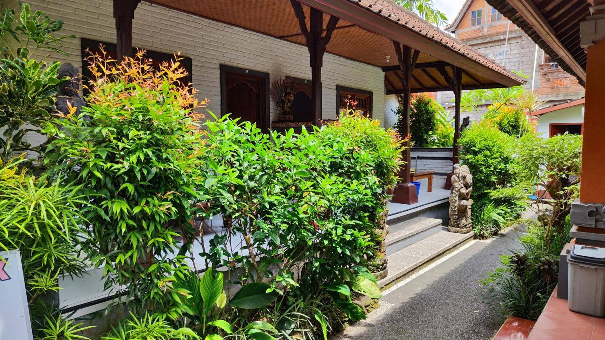 Swan Inn Убуд Екстер'єр фото